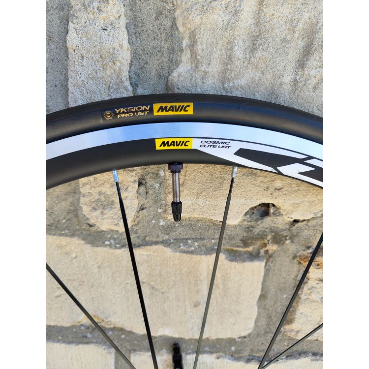 Roue avant Mavic Cosmic élite ust